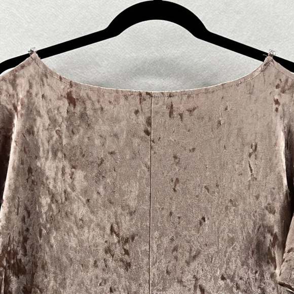 Cable & Gauge Velvet Blouse Womens Size M Rhinestone Dolman Slit Sleeve Pink - Picture 3 of 9